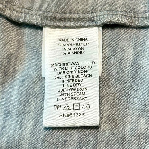 Nordstrom’s 1. State Peplum 3/4 Sleeve Top - Picture 8 of 9